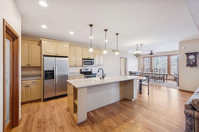 980 Anthony Way, Victoria, MN 55386