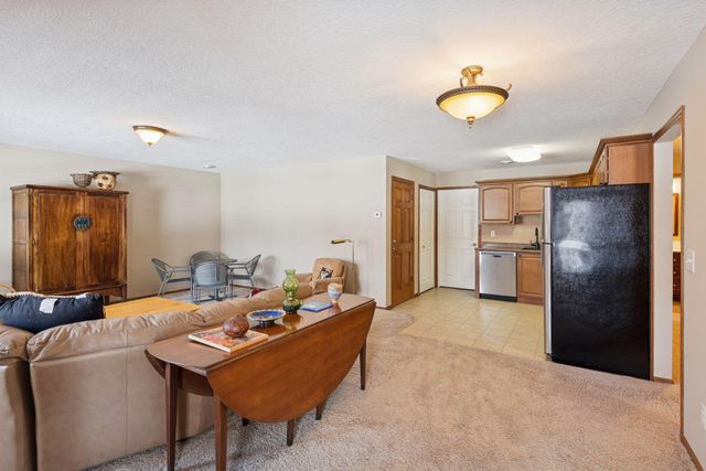 980 Anthony Way, Victoria, MN 55386