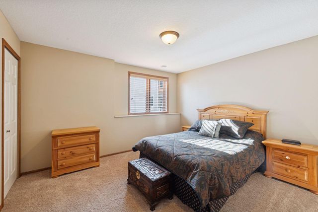 980 Anthony Way, Victoria, MN 55386