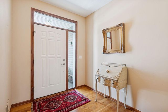 980 Anthony Way, Victoria, MN 55386