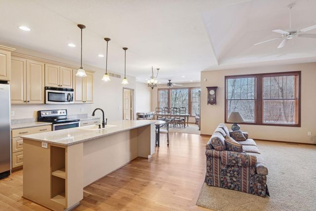 980 Anthony Way, Victoria, MN 55386