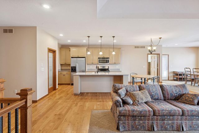 980 Anthony Way, Victoria, MN 55386