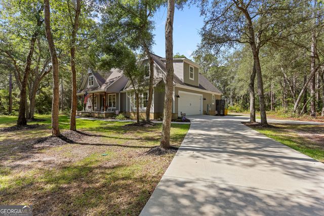 1231 Village Green Drive NE, Townsend, GA 31331
