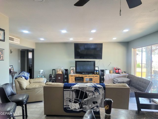 3024 TYLER Avenue, El Paso, TX 79930