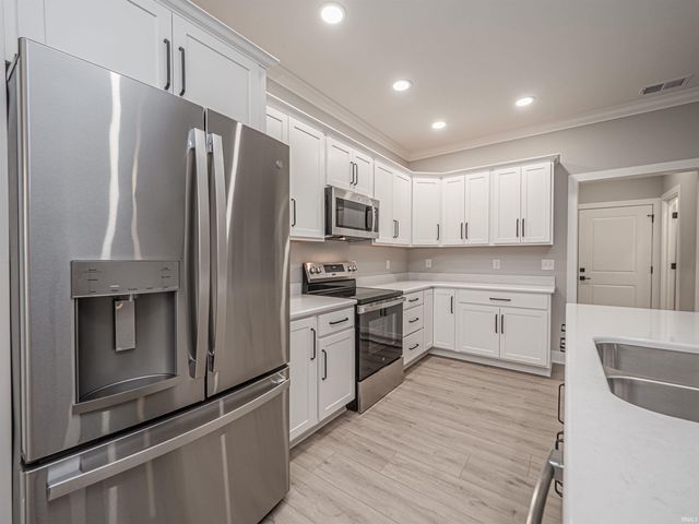 3895 High Pointe Lane, Newburgh, IN 47630