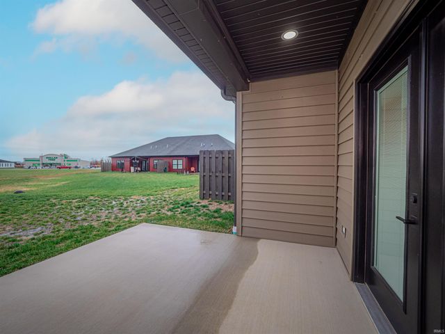 3895 High Pointe Lane, Newburgh, IN 47630