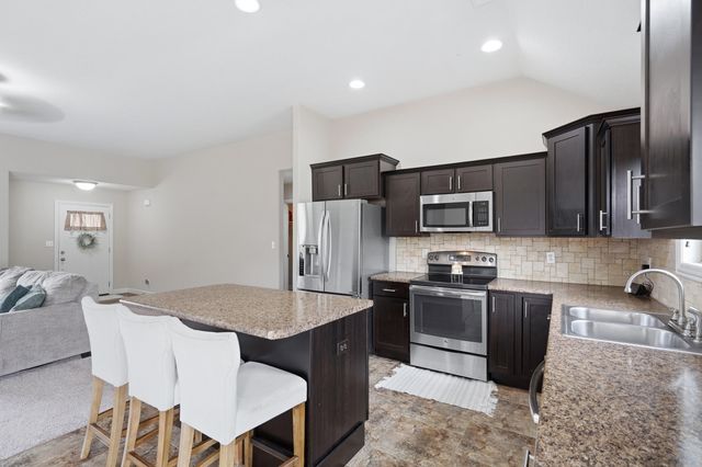 605 ARMITAGE DR, Columbia, MO 65202