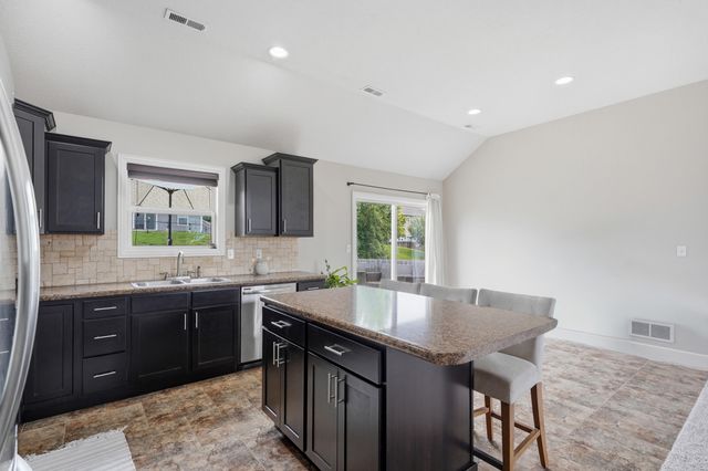 605 ARMITAGE DR, Columbia, MO 65202