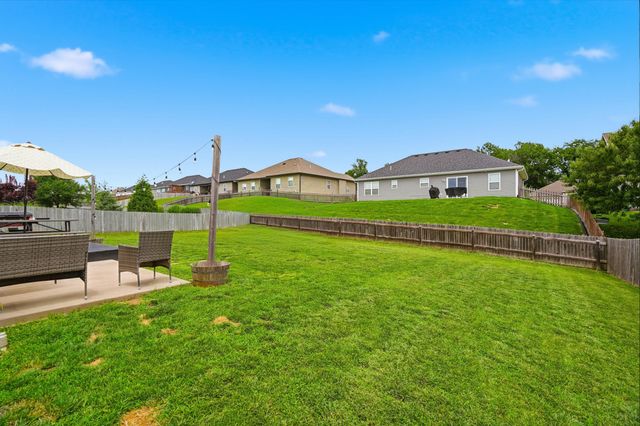 605 ARMITAGE DR, Columbia, MO 65202