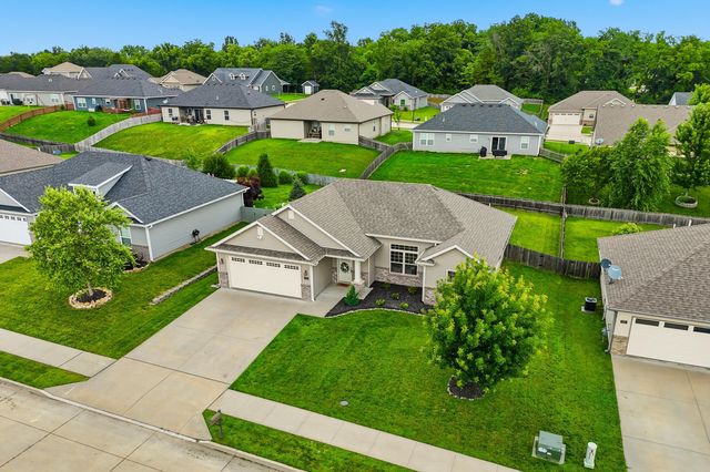 605 ARMITAGE DR, Columbia, MO 65202