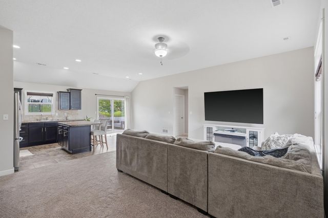 605 ARMITAGE DR, Columbia, MO 65202