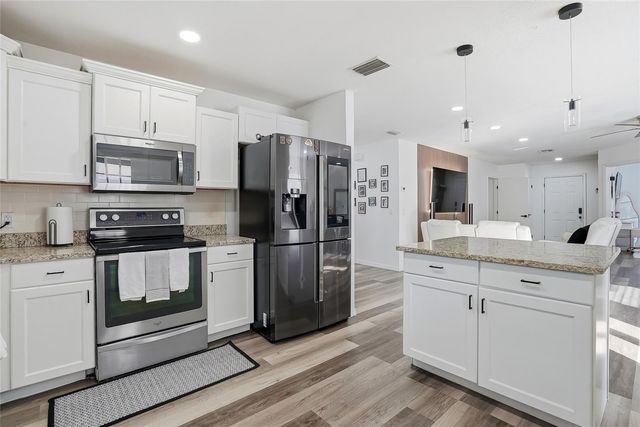 9209 CAMINO VILLA BOULEVARD, Tampa, FL 33635