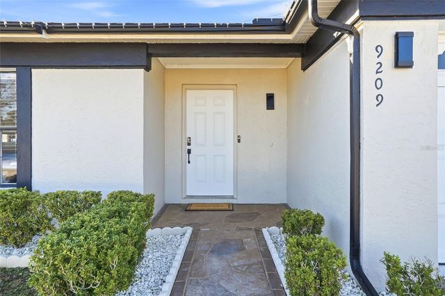 9209 CAMINO VILLA BOULEVARD, Tampa, FL 33635