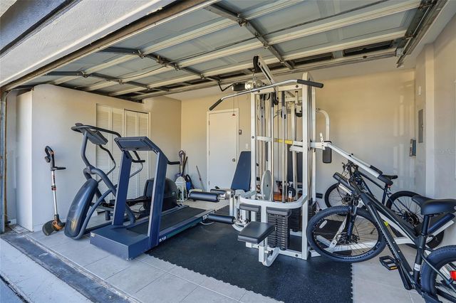 9209 CAMINO VILLA BOULEVARD, Tampa, FL 33635