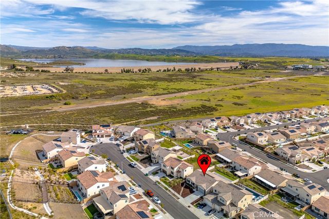 33111 Toledo Bend Court, Winchester, CA 92596