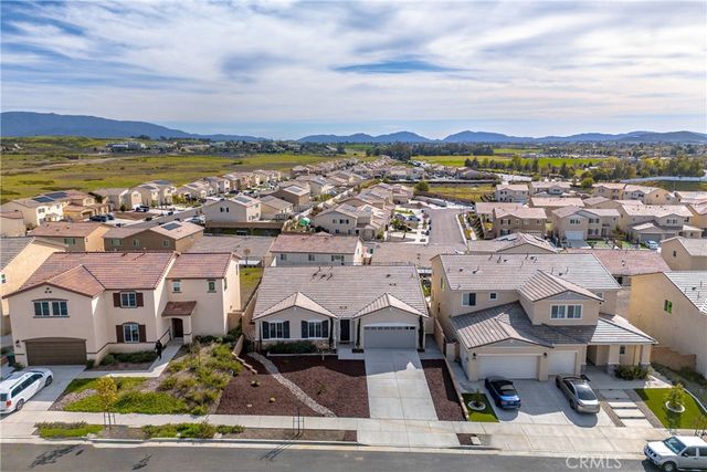 33111 Toledo Bend Court, Winchester, CA 92596