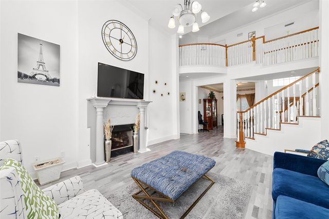 1513 County Road 149, Alvin, TX 77511