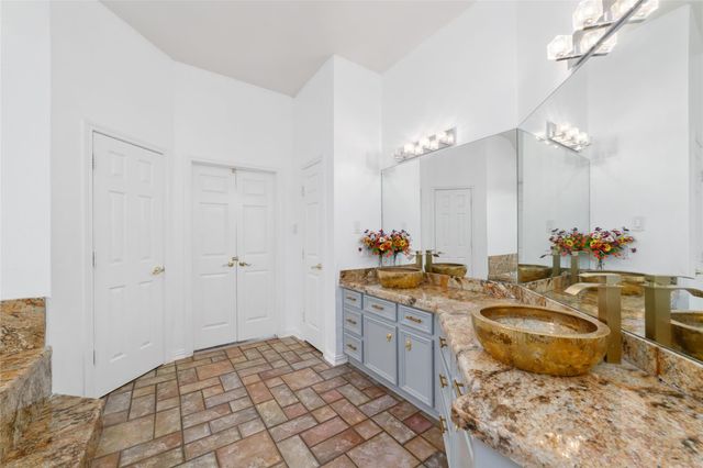 1513 County Road 149, Alvin, TX 77511