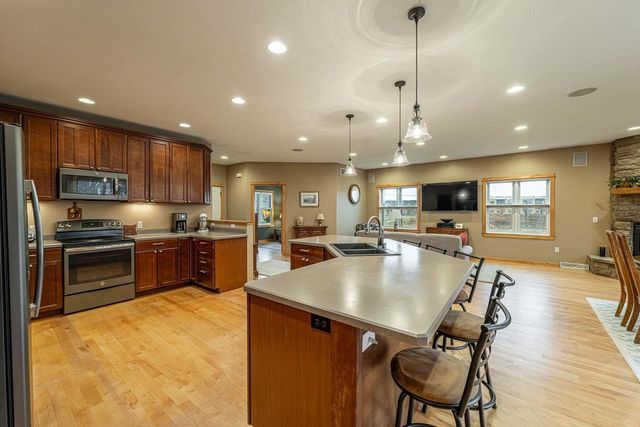 5153 Ninebark Drive, Fitchburg, WI 53711