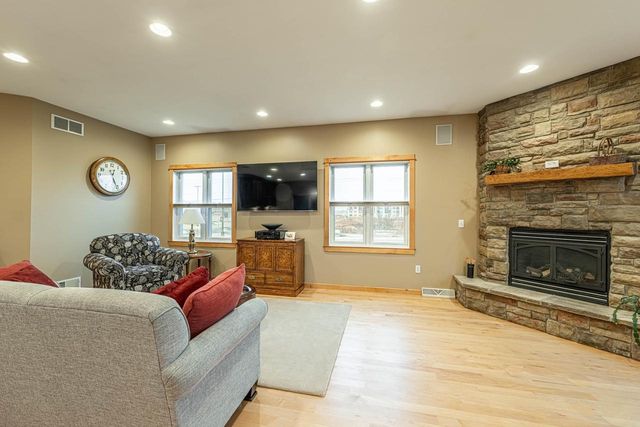 5153 Ninebark Drive, Fitchburg, WI 53711