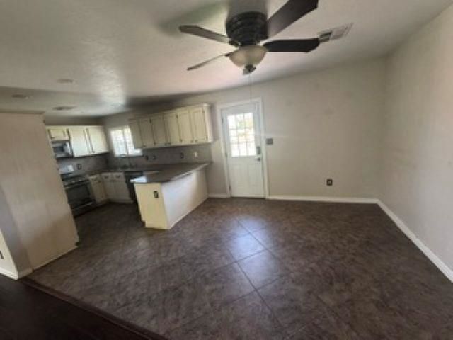 5802 NW Dearborn Ave, Lawton, OK 73505