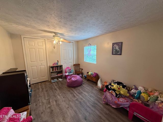 1517 W Copeland Drive, Powell, TN 37849