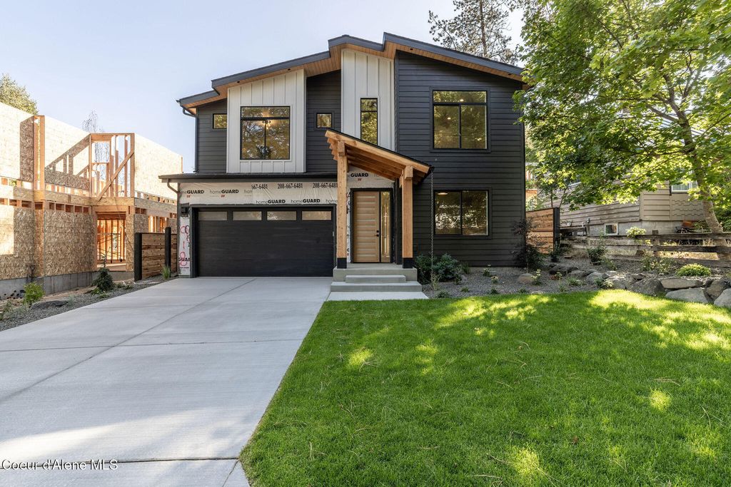 918/920 E Pennsylvania Ave, Coeur d'Alene, ID 83814