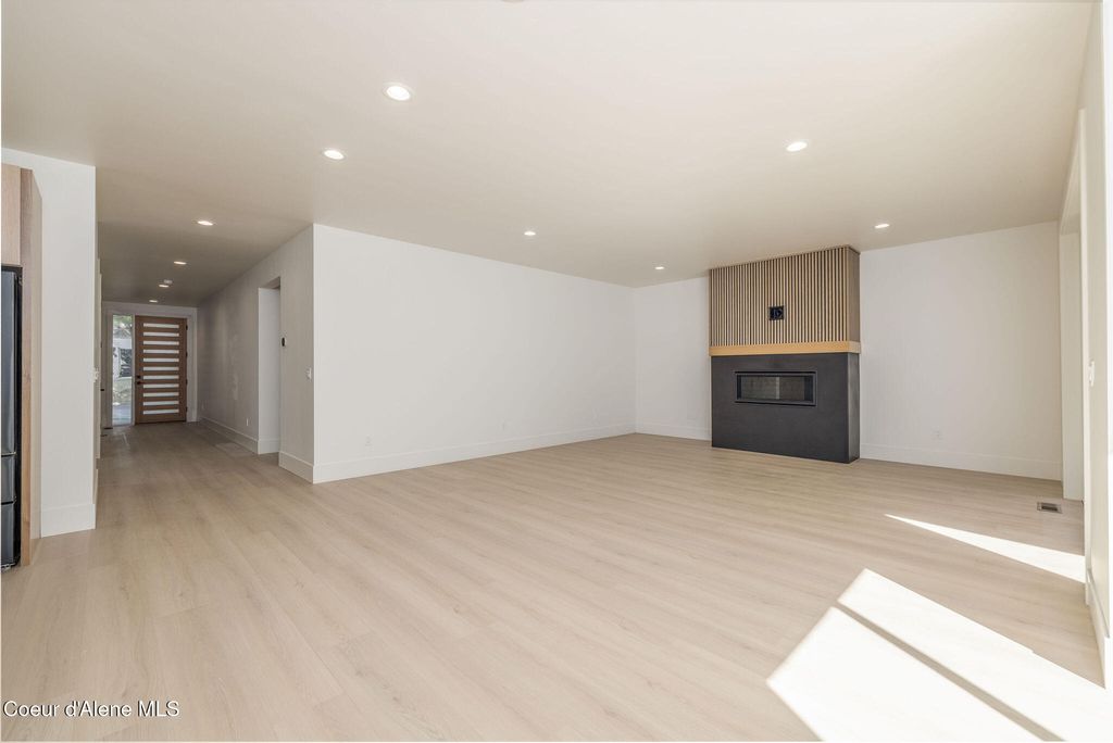 918/920 E Pennsylvania Ave, Coeur d'Alene, ID 83814 photo 5