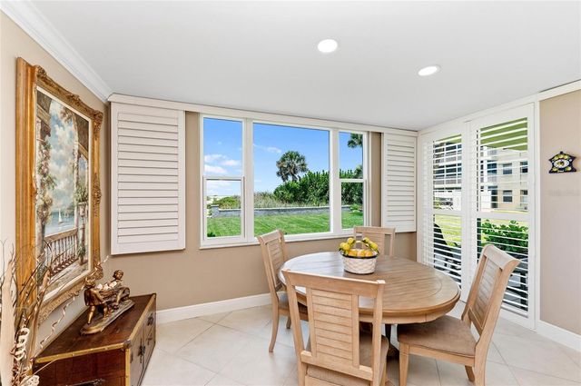 1100 TARPON CENTER DRIVE 104, Venice, FL 34285