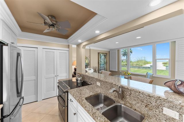1100 TARPON CENTER DRIVE 104, Venice, FL 34285