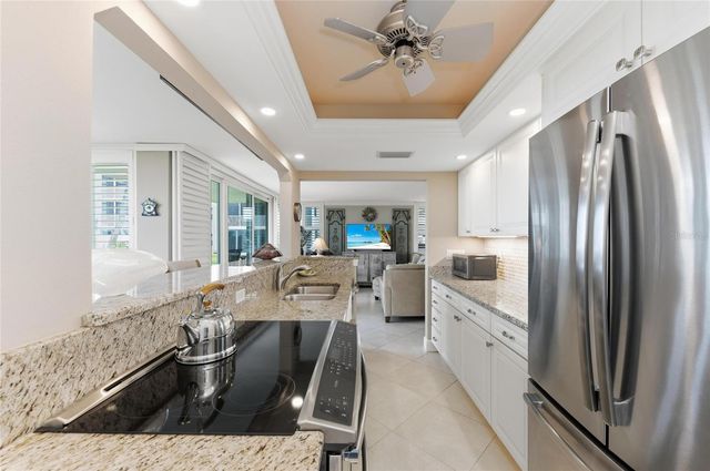1100 TARPON CENTER DRIVE 104, Venice, FL 34285