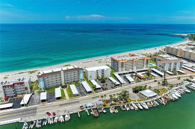 1100 TARPON CENTER DRIVE 104, Venice, FL 34285
