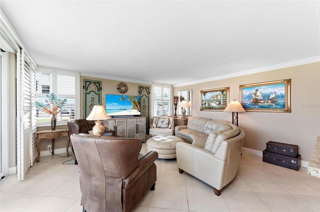 1100 TARPON CENTER DRIVE 104, Venice, FL 34285