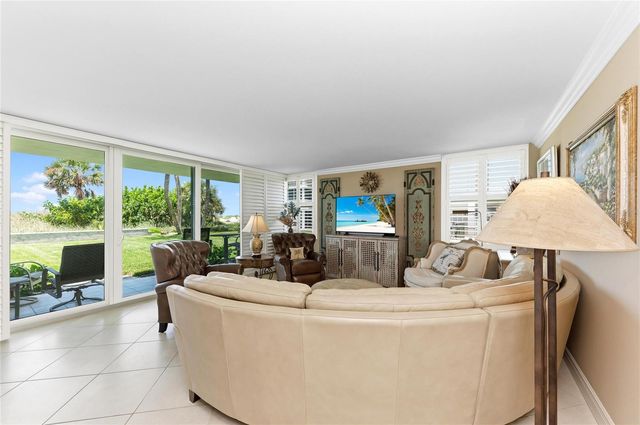 1100 TARPON CENTER DRIVE 104, Venice, FL 34285