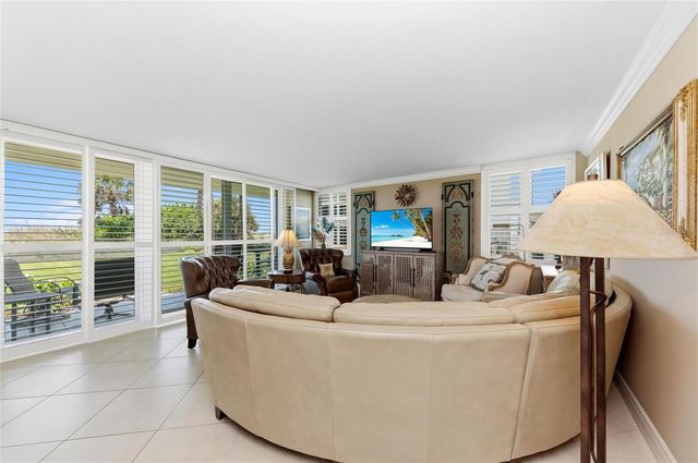 1100 TARPON CENTER DRIVE 104, Venice, FL 34285
