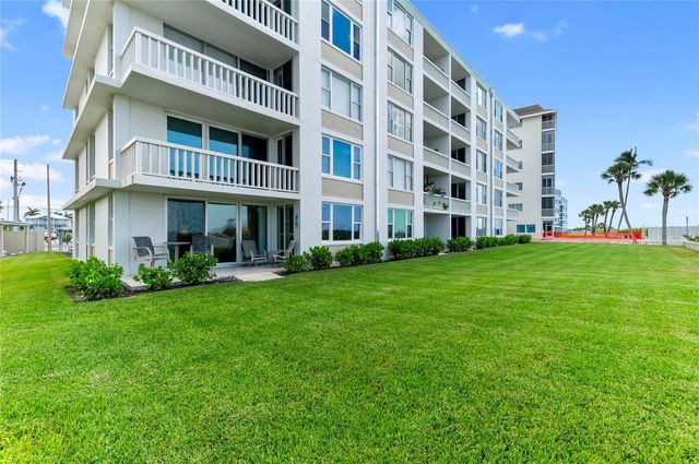 1100 TARPON CENTER DRIVE 104, Venice, FL 34285