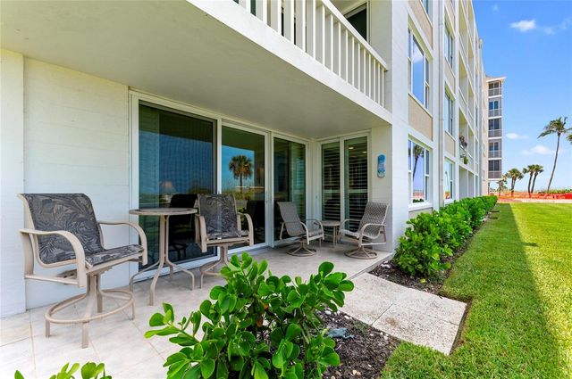 1100 TARPON CENTER DRIVE 104, Venice, FL 34285