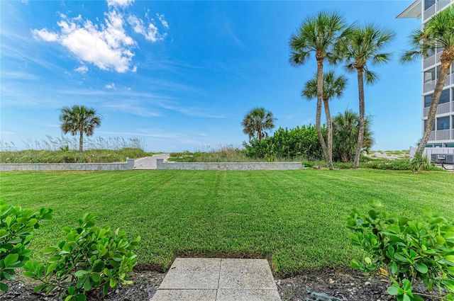 1100 TARPON CENTER DRIVE 104, Venice, FL 34285