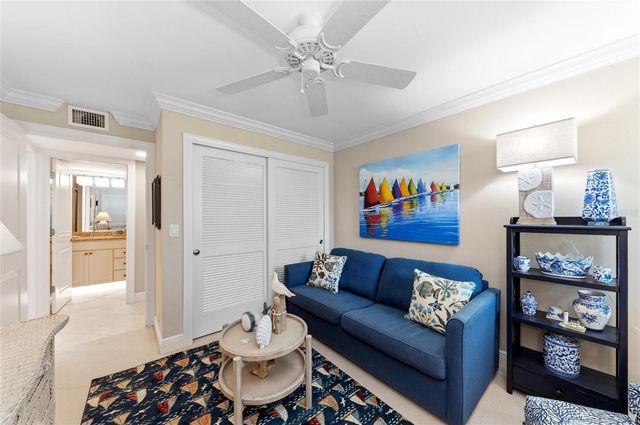 1100 TARPON CENTER DRIVE 104, Venice, FL 34285
