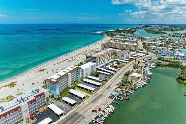 1100 TARPON CENTER DRIVE 104, Venice, FL 34285