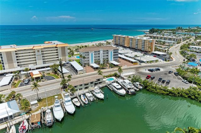 1100 TARPON CENTER DRIVE 104, Venice, FL 34285