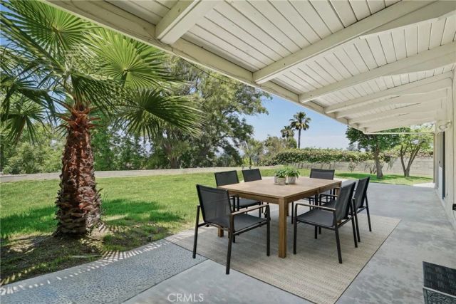 5618 Wilhelmina Avenue, Woodland Hills, CA 91367