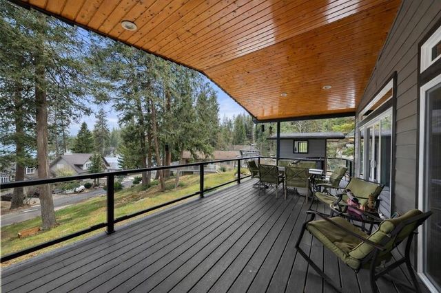 12808 N North Park St, Newman Lake, WA 99025