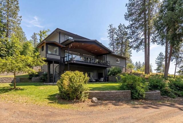 12808 N North Park St, Newman Lake, WA 99025
