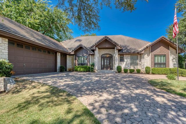 103 Southern Spur, Horseshoe Bay, TX 78657