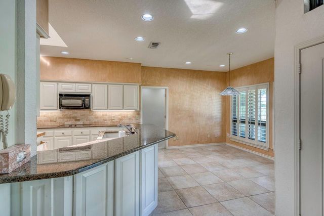 103 Southern Spur, Horseshoe Bay, TX 78657