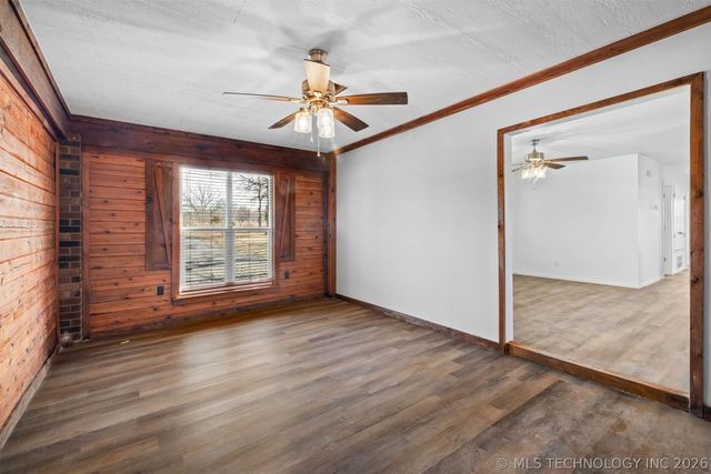 15359 N Medlin Road, Hulbert, OK 74441