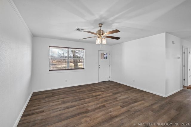 15359 N Medlin Road, Hulbert, OK 74441