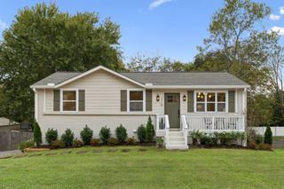 215 Ash Dr, Franklin, TN 37064