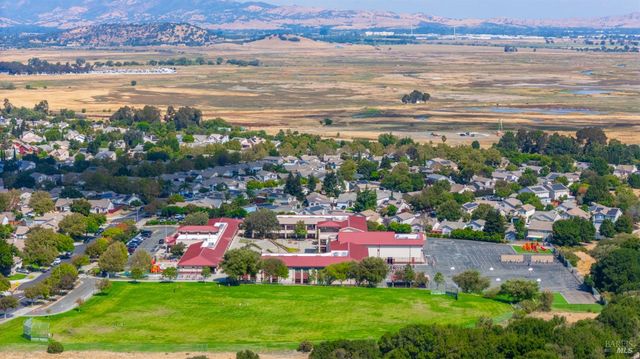 2197 Yellow Rose Cir, Fairfield, CA 94534